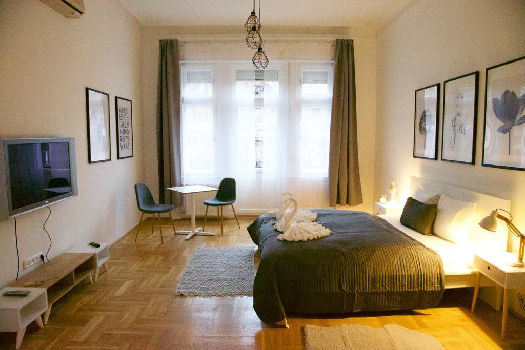 Five Season'S Apartment Budapest Exteriör bild
