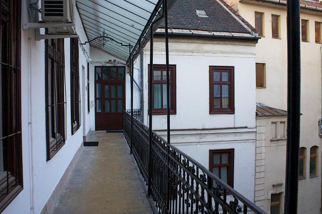 Five Season'S Apartment Budapest Exteriör bild