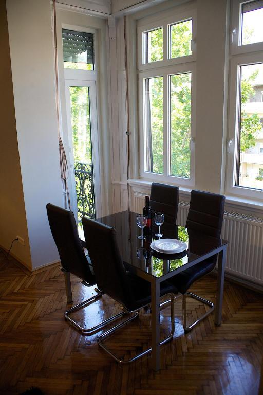Five Season'S Apartment Budapest Exteriör bild